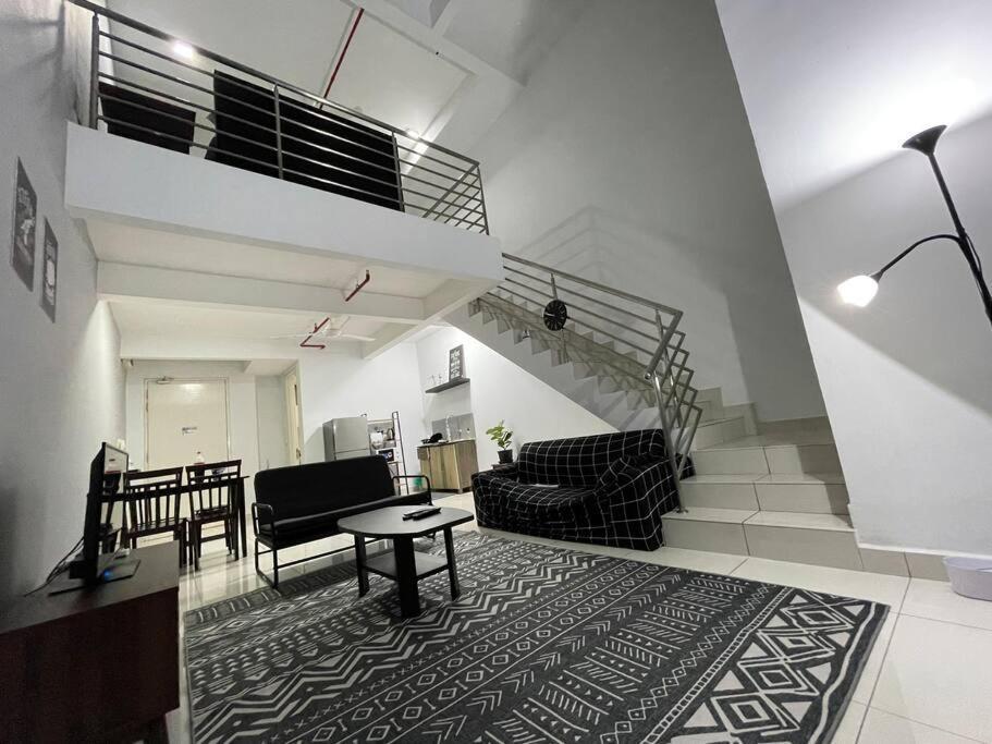 Minimalist Loft5 Decentrum Wifinetflix Kajang